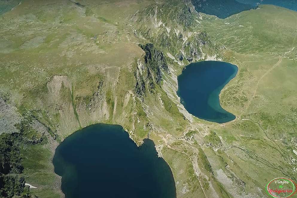 Paisaje de Los siete lagos de Rila en Bulgaria