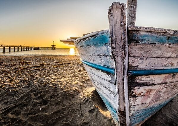 Barco en la playa